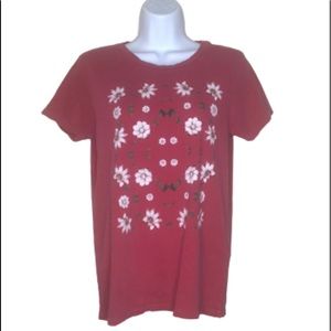 Lucky Red Floral Tee Shirt size small